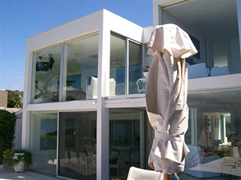 Clifftop house in Sorrento